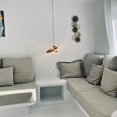 Dream House Apartment